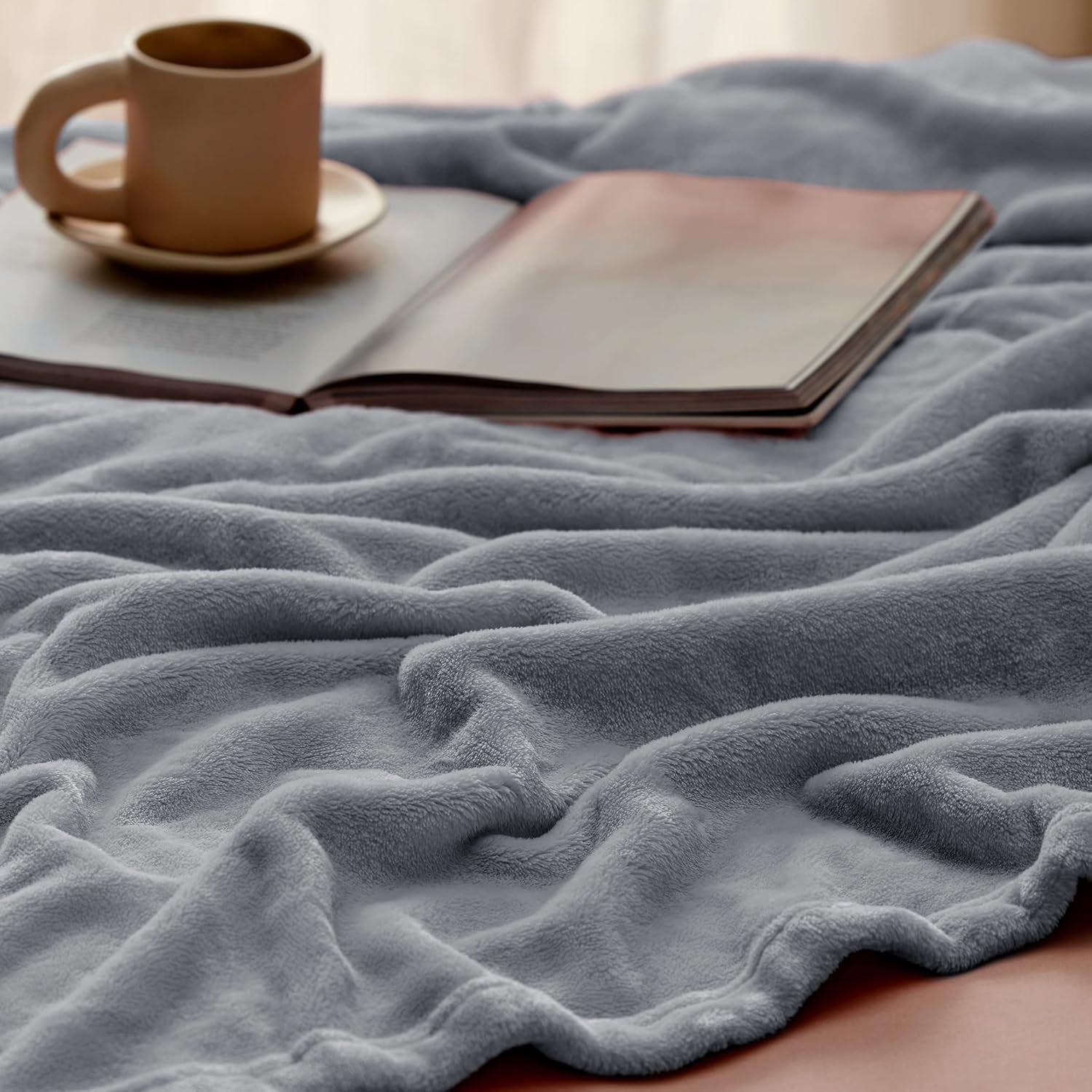 Throw Blankets for Couch - Fleece Cozy Soft Blanket for Sofa, Lightweight Fuzzy Flannel Women Throw Gifts for All Seasons, Grey, 50X60 Inches